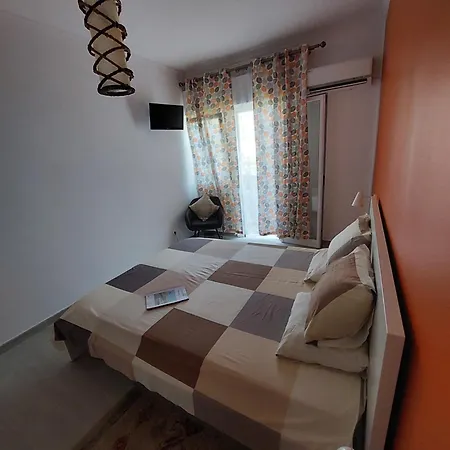 Al - Comfortable House Faro Exterior photo